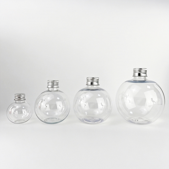 Wholesale PET Plastic Bulb Spherical Gift Bottle 2oz 60ml Ball Shape Screen Printed Christmas Ornaments Liquid Soap Screw Cap